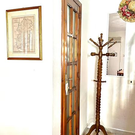 Casa Veronica - Accogliente Casa Su Due Piani Nel Cuore Del Borgo 펜션 *